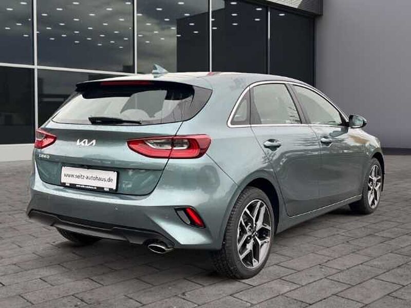 Kia Cee'd Spirit Navi LED AppleCarPlay AndroidAuto PDC RFK LED Sitzheizung Lenkradhe Ceed