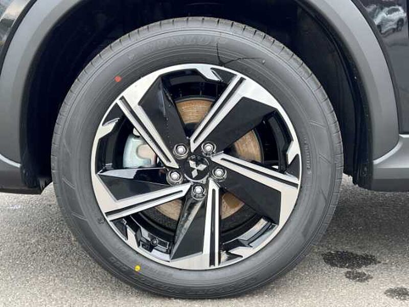 Mitsubishi Eclipse Cross PLUS PHEV TZ Allrad PDC LED Navigation SHZ PLUS PHEV Allrad EU6d PDC LED Navigation SHZ