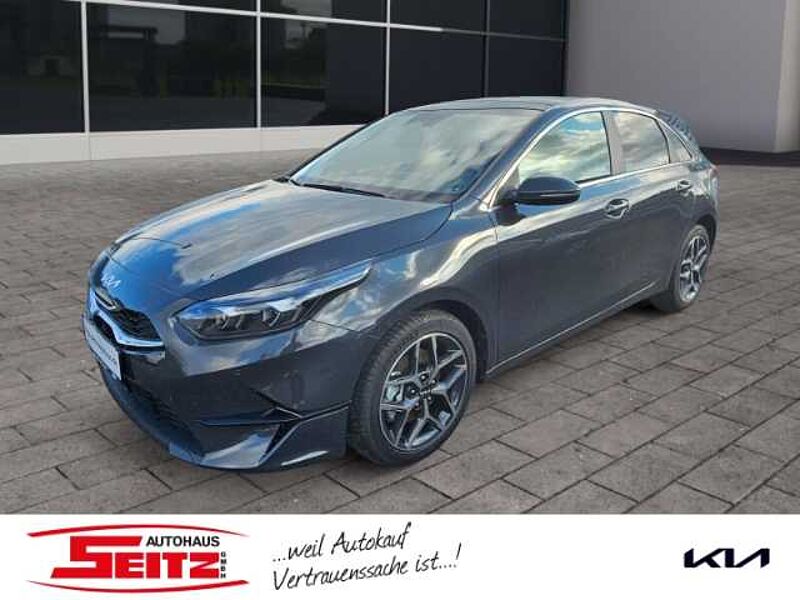 Kia Cee'd Platinum Edition 1.5T AT Pano-/Glasdach RFK PDC v. +h. , LED Sitzheiz. Lenkh Ceed
