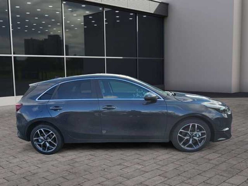Kia Cee'd Platinum Edition 1.5T AT Pano-/Glasdach RFK PDC v. +h. , LED Sitzheiz. Lenkh Ceed