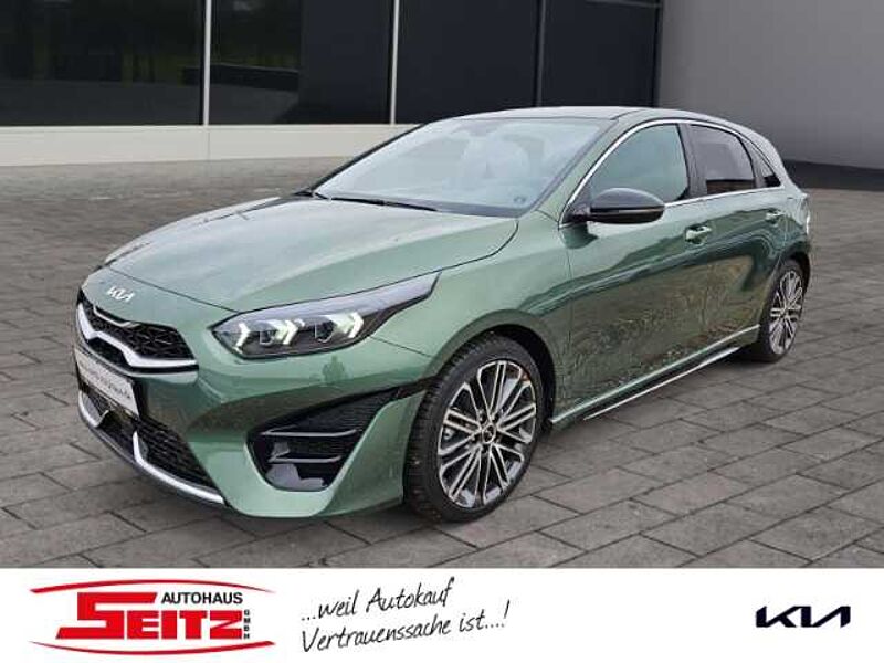 Kia Cee'd GT-Line 1.5T AT Techn. -Paket 18Z-Felgen Navi Klimaaut. Sitzheiz Lenkheiz Ceed