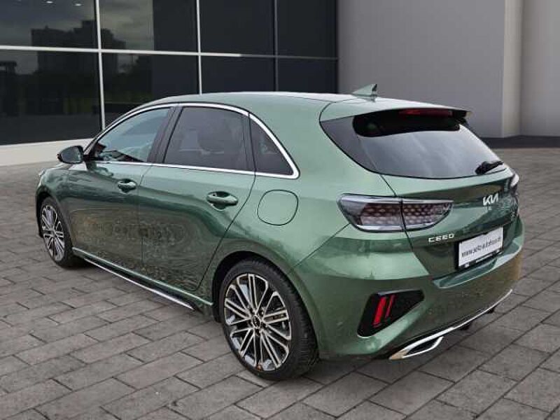 Kia Cee'd GT-Line 1.5T AT Techn. -Paket 18Z-Felgen Navi Klimaaut. Sitzheiz Lenkheiz Ceed