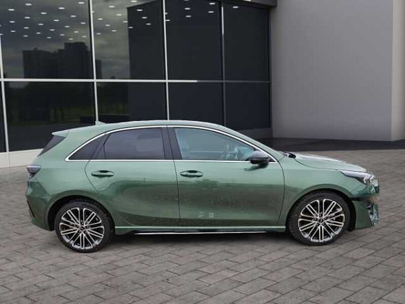 Kia Cee'd GT-Line 1.5T AT Techn. -Paket 18Z-Felgen Navi Klimaaut. Sitzheiz Lenkheiz Ceed