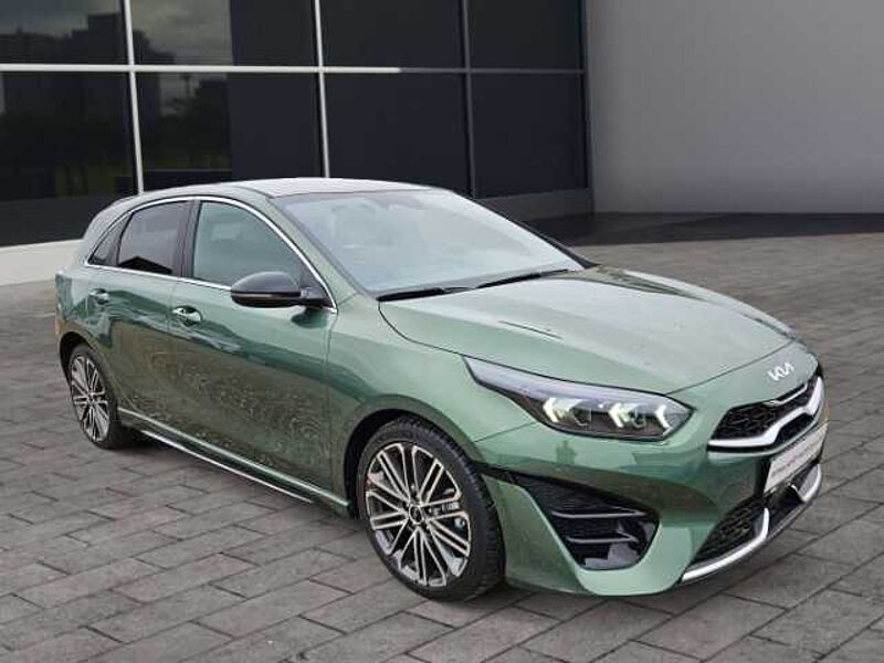 Kia Cee'd GT-Line 1.5T AT Techn. -Paket 18Z-Felgen Navi Klimaaut. Sitzheiz Lenkheiz Ceed