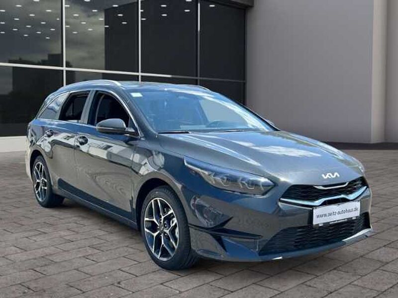 Kia Cee'd_sw Ultimate Edition Style-Paket Navi AppleCarPlay AndroidAuto Sitzheiz. Le Ceed_sw